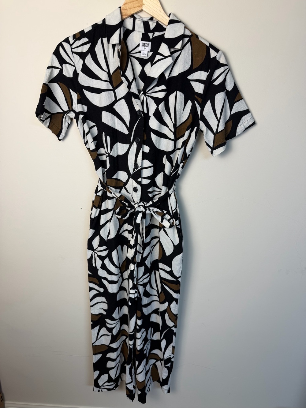 Tabitha Black White and Brown Leaf-Print Midi Dress